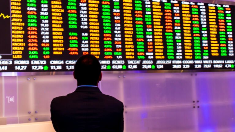 Adónde va el dinero cuando se compran acciones